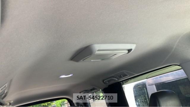 Honda e 2012-02 8362249-15