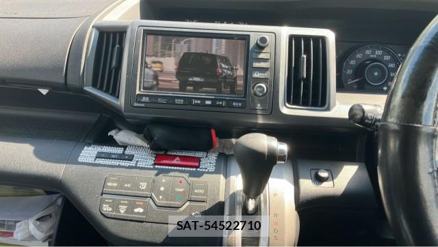 Honda e 2012-02 8362249-4