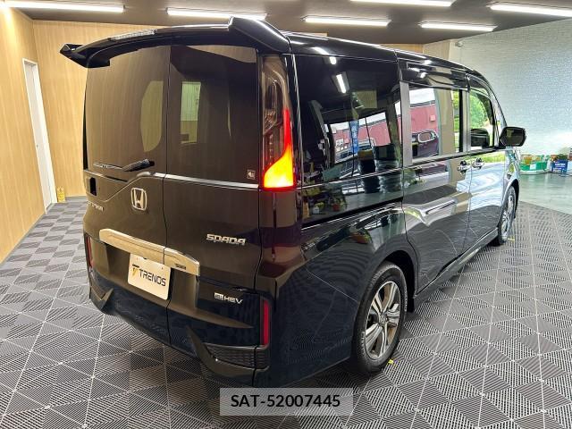 Honda e 2021-08 8363172-5
