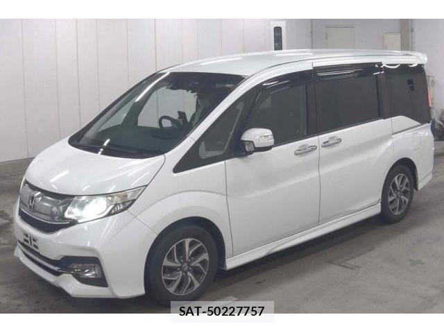 Honda e 2015-07 8363173-1