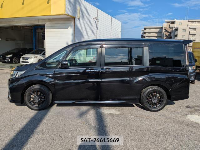 Honda e 2017-09 8363284-11