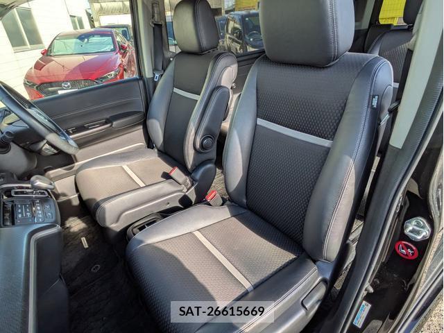 Honda e 2017-09 8363284-5
