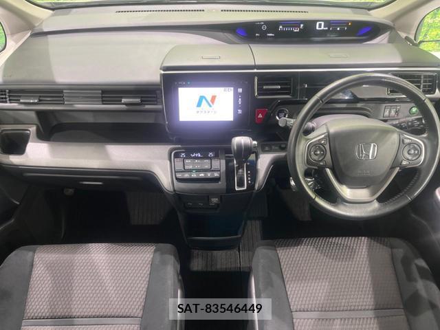 Honda e 2015-09 8363788-1