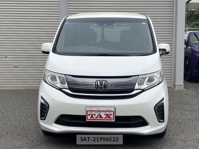Honda e 2015-08 8360946-15