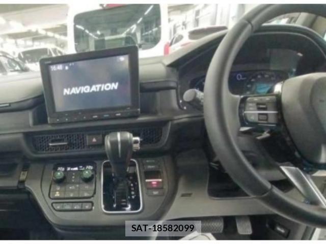Honda e 2022-10 8361322-2