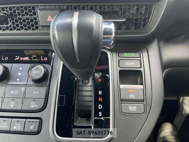 Honda e 2023-08 8362324-7