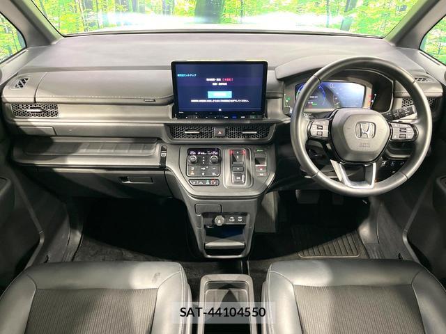 Honda e 2023-12 8363011-1