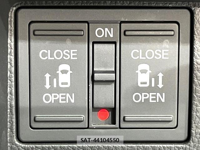 Honda e 2023-12 8363011-5