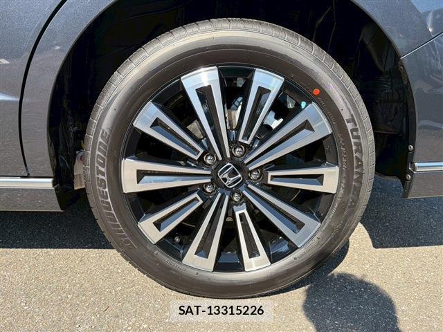 Honda e 2026-05 8363354-10