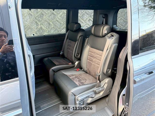 Honda e 2026-05 8363354-14