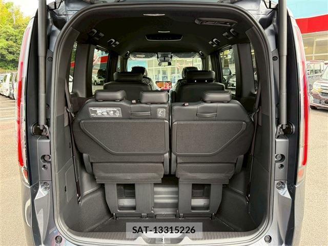 Honda e 2026-05 8363354-16