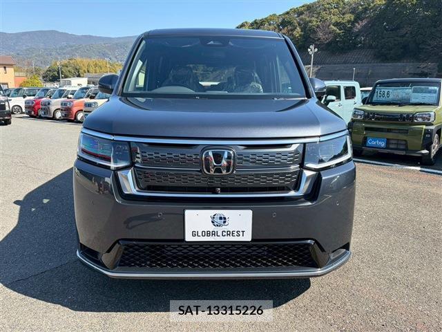 Honda e 2026-05 8363354-3