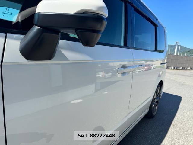 Honda e 2023-08 8363466-4