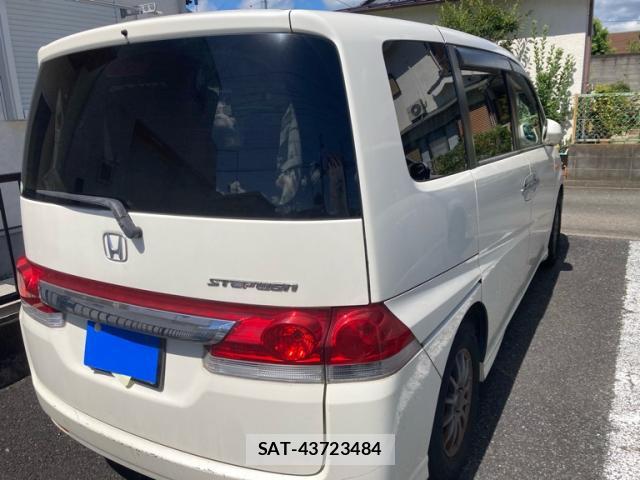 Honda e 2007-01 8363684-3