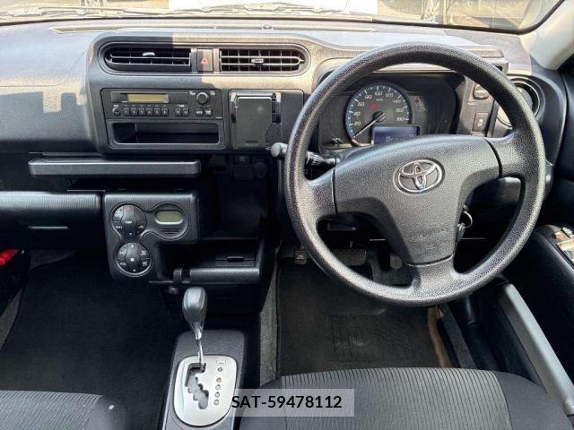 Toyota SUCCEED 2019-06 8362124-2