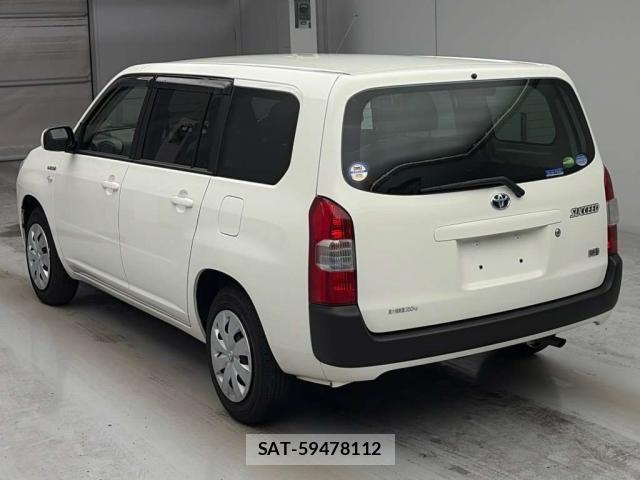 Toyota SUCCEED 2019-06 8362124-7