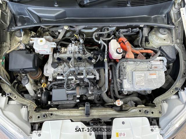 Toyota SUCCEED 2020-06 8363048-18
