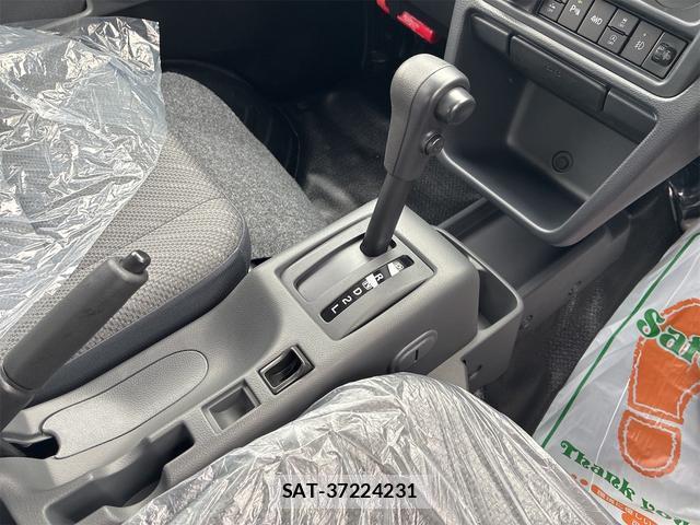 Suzuki SUPER CARRY 2024-11 8363754-3
