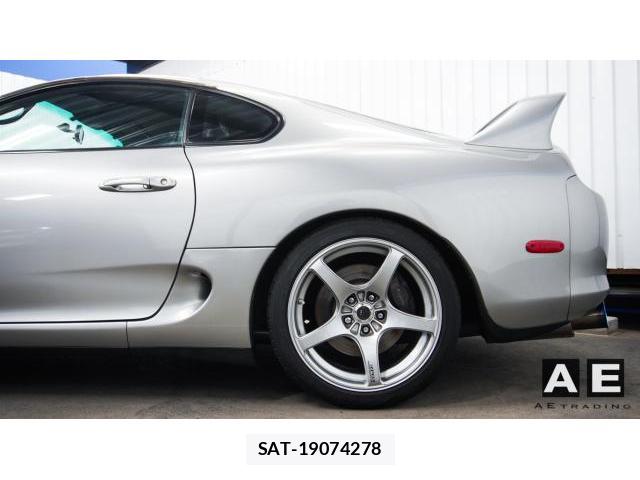 Toyota SUPRA 2001-05 8362669-19