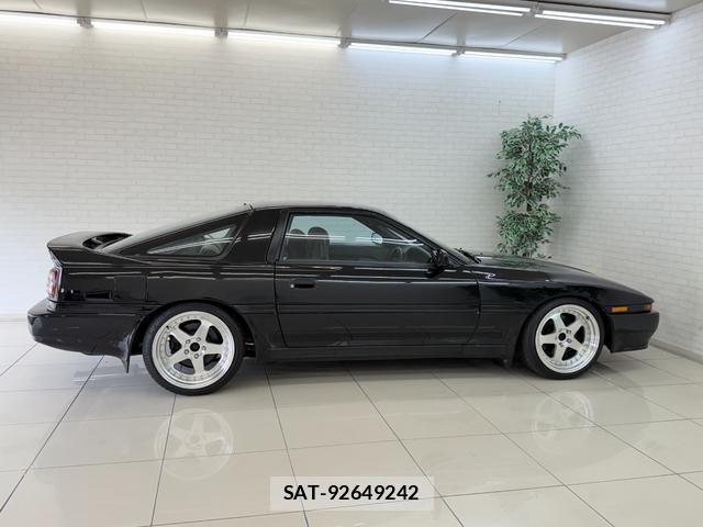Toyota SUPRA 1992-12 8362942-11