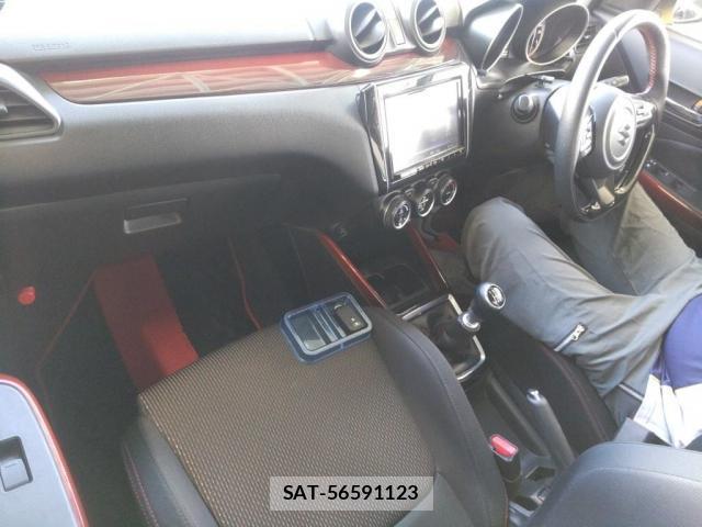Suzuki SWIFT 2021-05 8362107-2