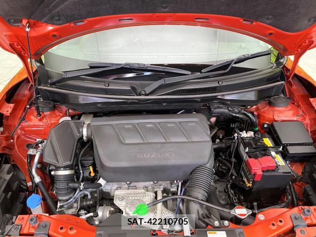 Suzuki SWIFT 2024-02 8363038-4