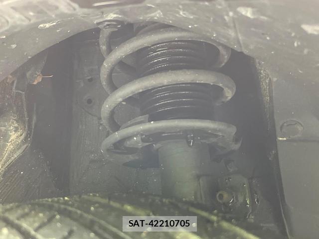 Suzuki SWIFT 2024-02 8363038-5
