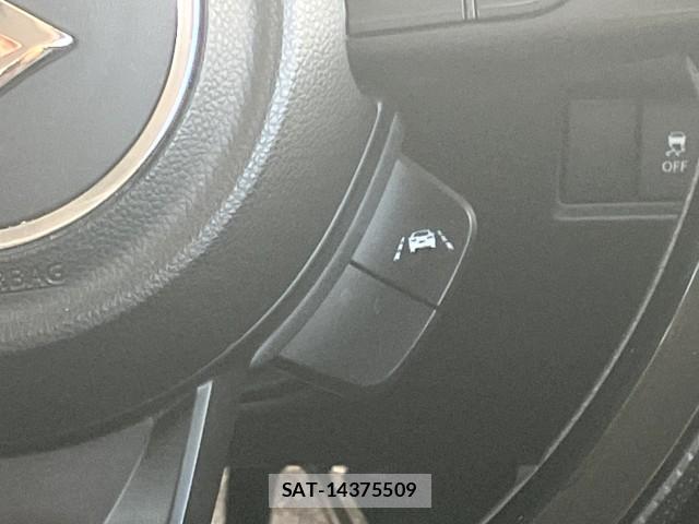 Suzuki SWIFT 2019-07 8363062-12