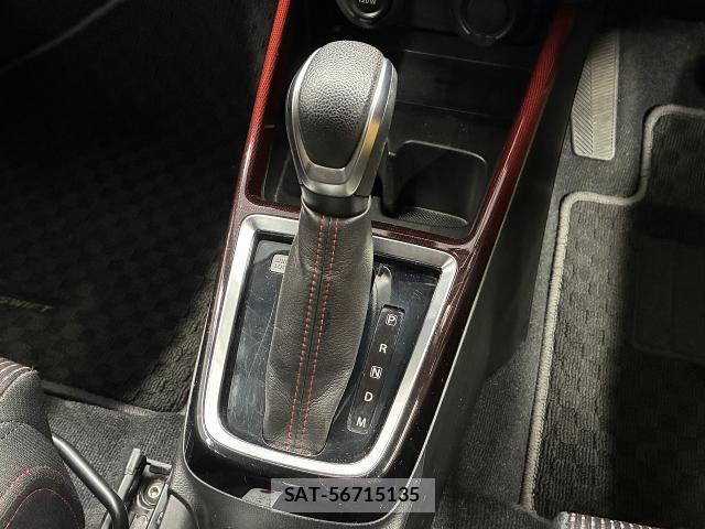 Suzuki SWIFT 2018-03 8363113-16