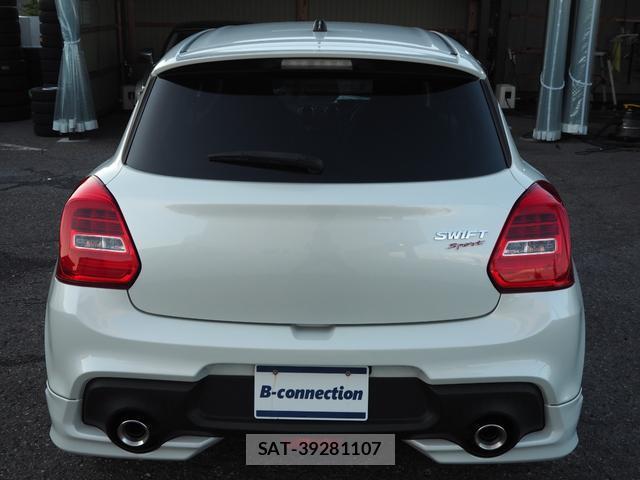 Suzuki SWIFT 2021-08 8363243-4