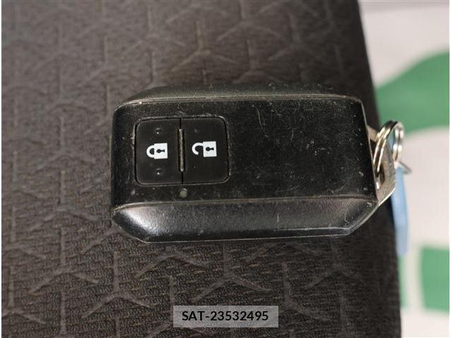 Suzuki SWIFT 2018-12 8361038-17