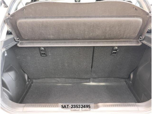 Suzuki SWIFT 2018-12 8361038-18