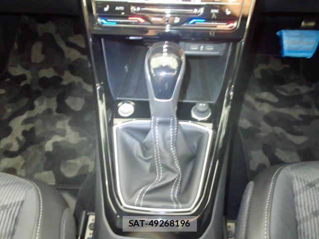VolksWagen T-CROSS 2025-06 8360854-9