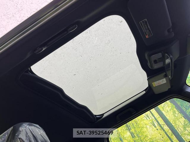 Daihatsu TAFT 2025-06 8360556-2