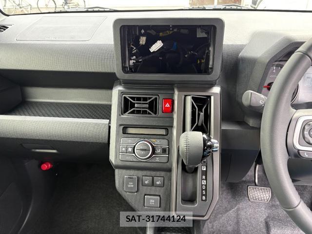 Daihatsu TAFT 2025-10 8362429-6