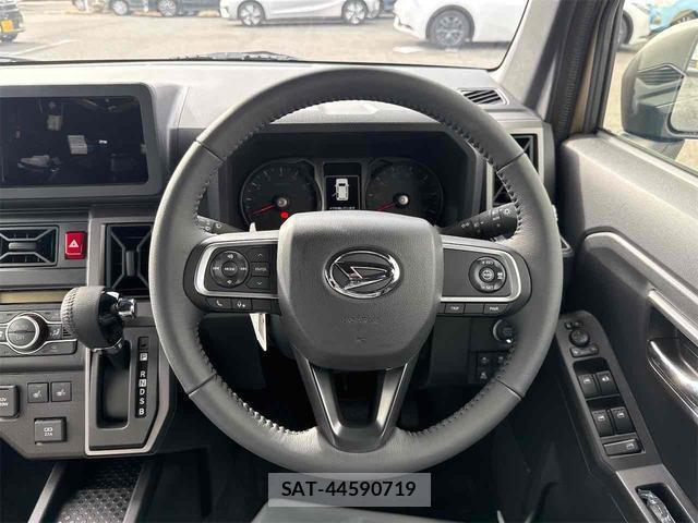Daihatsu TAFT 2025-10 8363742-5