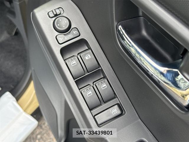 Daihatsu TAFT 2025-10 8363756-9