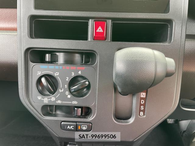Toyota TANK 2018-08 8363410-15