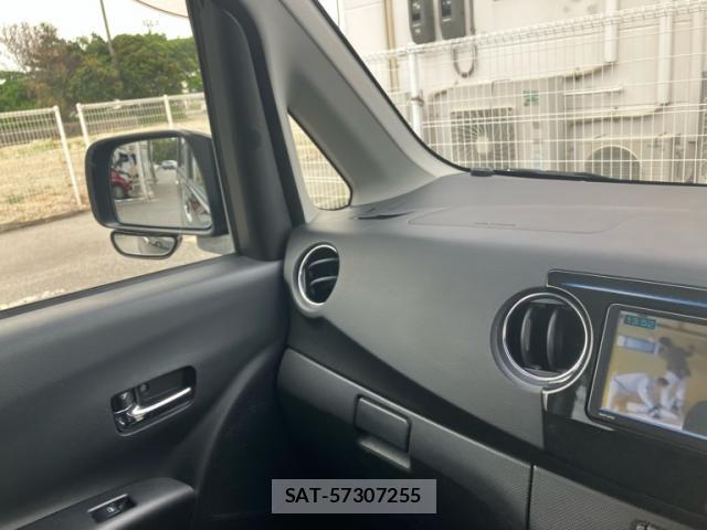 Daihatsu TANTO EXE 2014-02 8361673-14