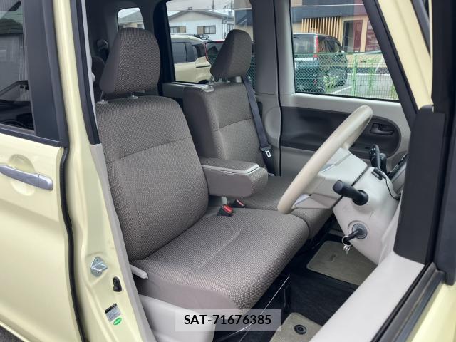 Daihatsu TANTO 2018-08 8360573-10