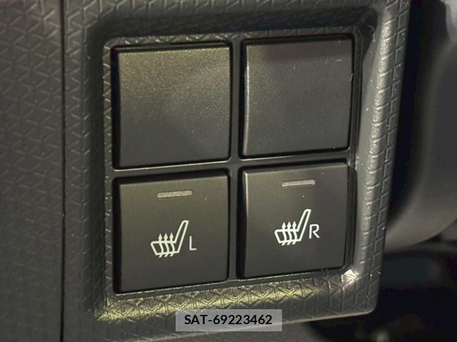 Daihatsu TANTO 2025-11 8360677-6