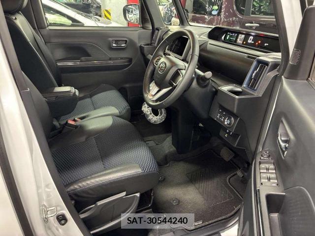 Daihatsu TANTO 2023-10 8361138-3
