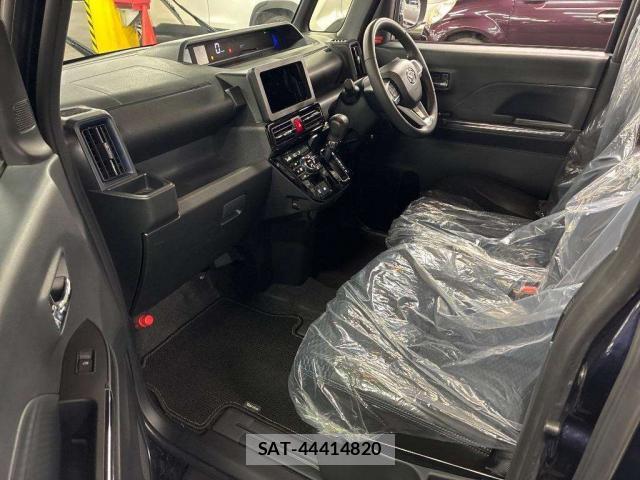 Daihatsu TANTO 2023-11 8361139-4