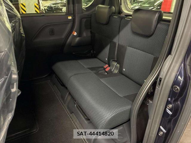 Daihatsu TANTO 2023-11 8361139-5
