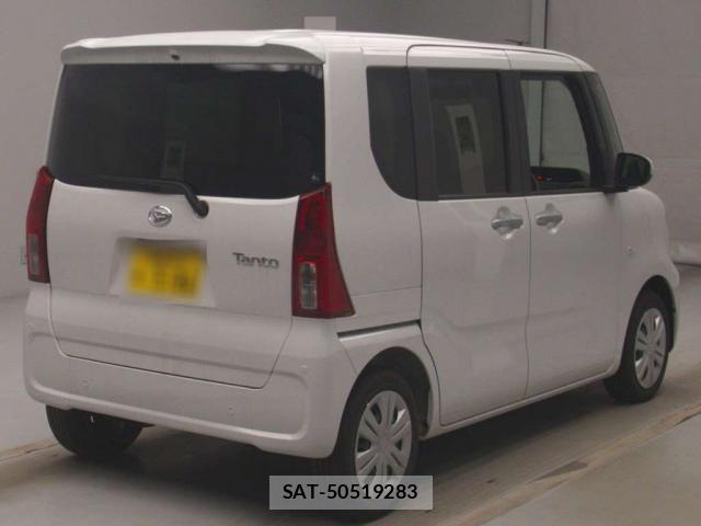 Daihatsu TANTO 2025-04 8361146-1