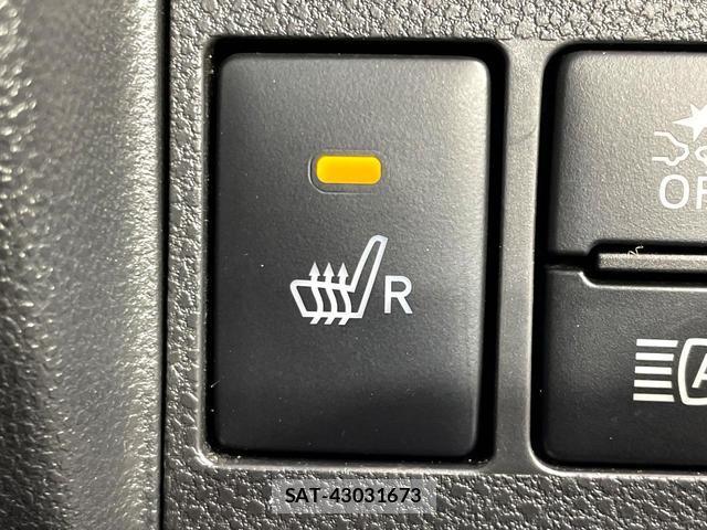 Daihatsu TANTO 2018-05 8361543-5