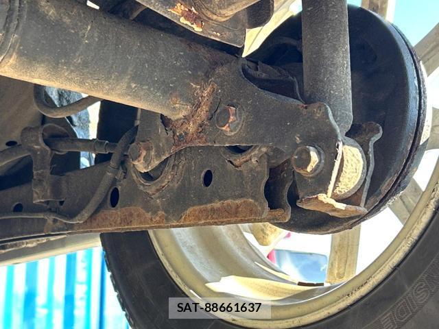 Daihatsu TANTO 2015-07 8361561-19