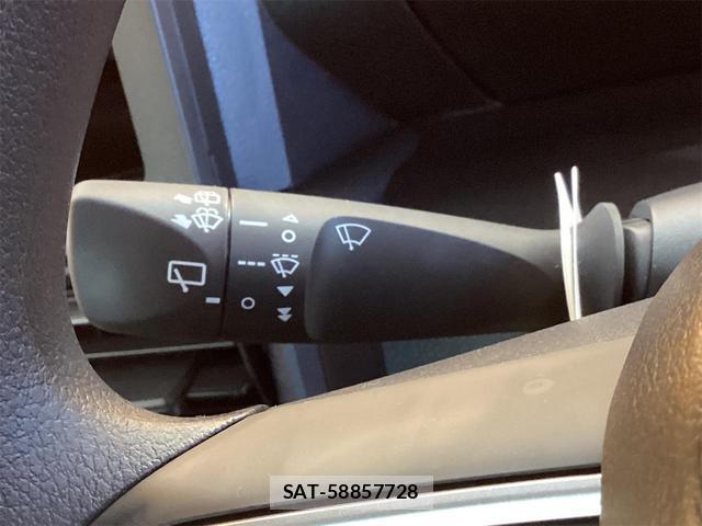 Daihatsu TANTO 2025-11 8361760-9