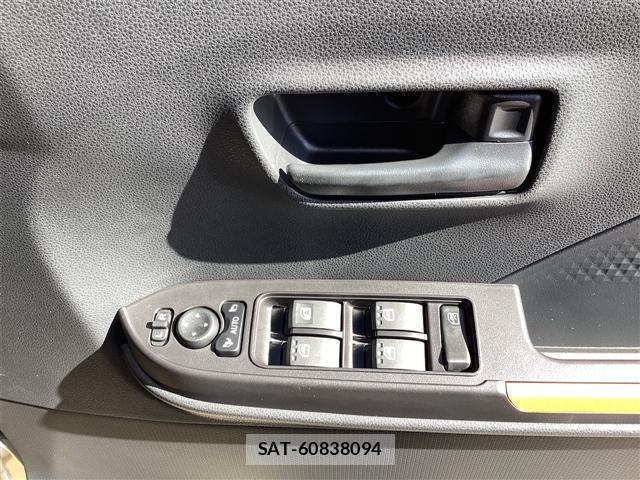 Daihatsu TANTO 2025-10 8361833-12