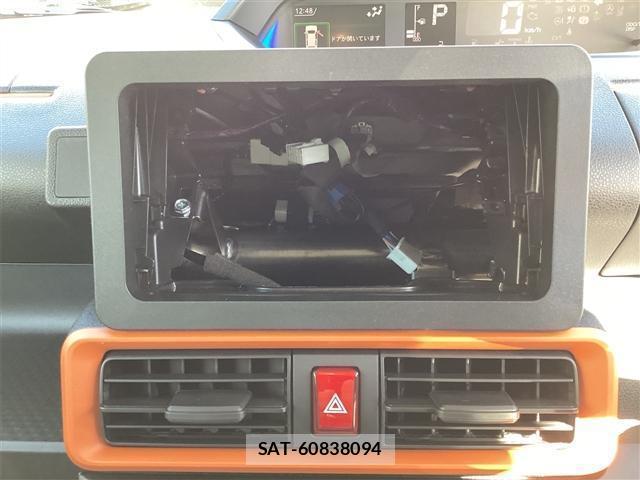 Daihatsu TANTO 2025-10 8361833-6